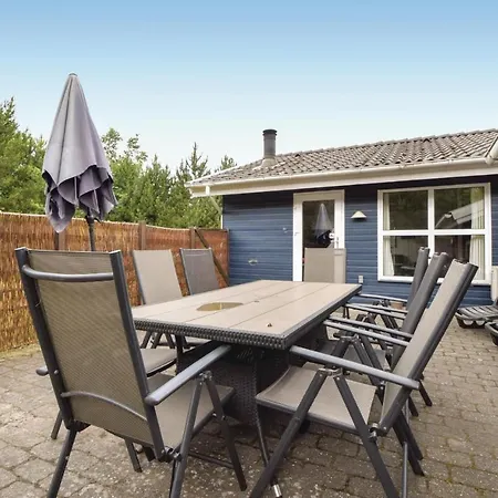 Five Bedroom Holiday In Blavand Tatil Evi