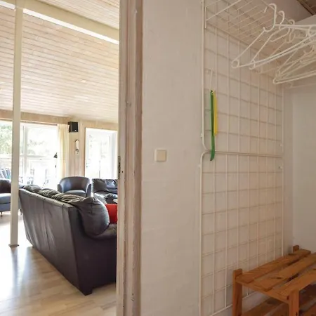Five Bedroom Holiday In Blavand Varde