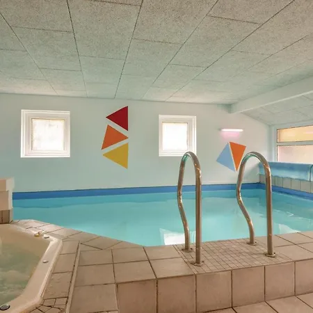 Five Bedroom Holiday In Blavand Tatil Evi *